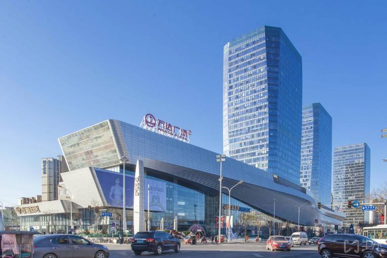 通州萬達(dá)廣場(chǎng)玻璃清潔作業(yè)